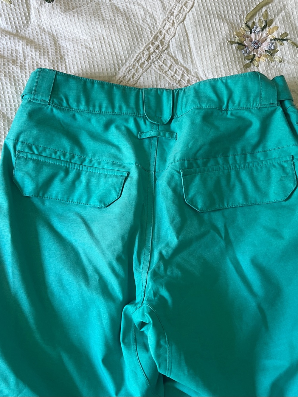 Women’s Roxy Snow Pants - Picture 7 of 10